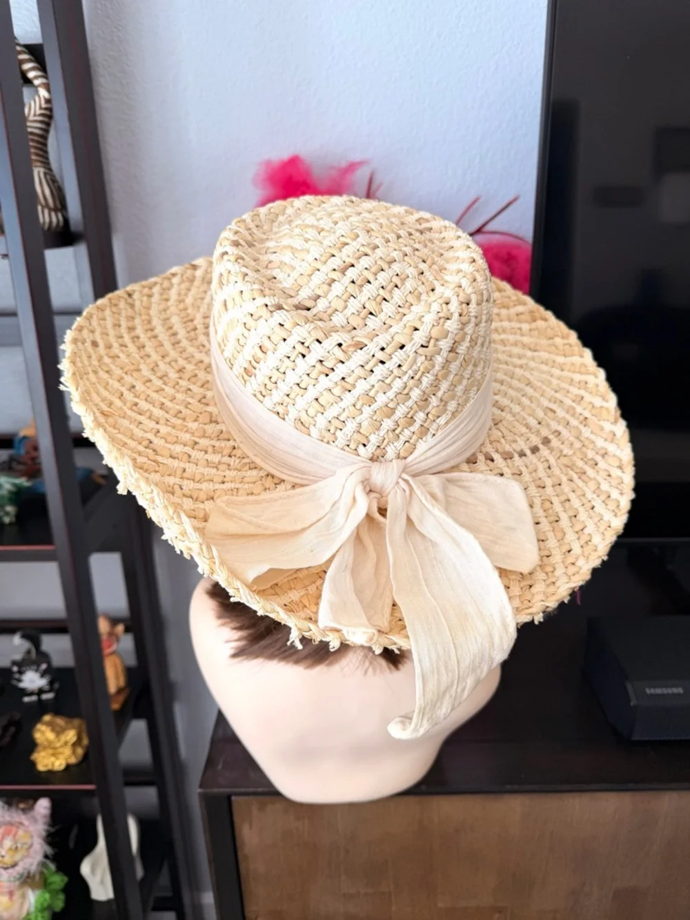 Straw Wide-Brim Sun Hat - Natural